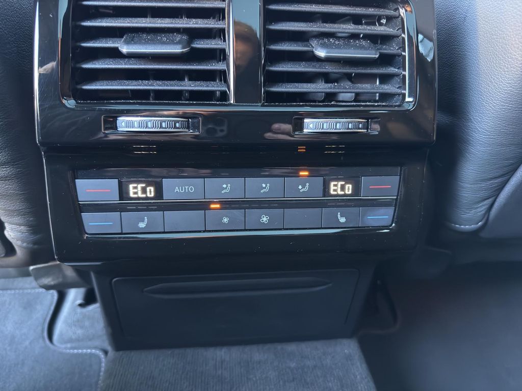 Volkswagen Touareg 2025