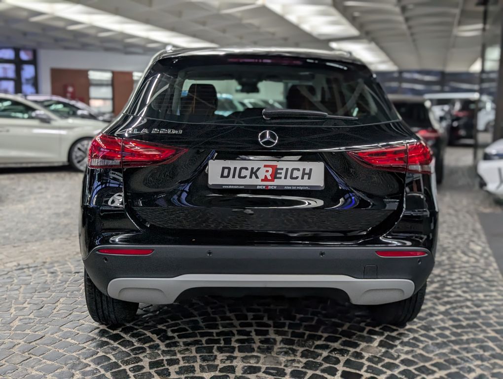 Mercedes-Benz GLA 220 2022