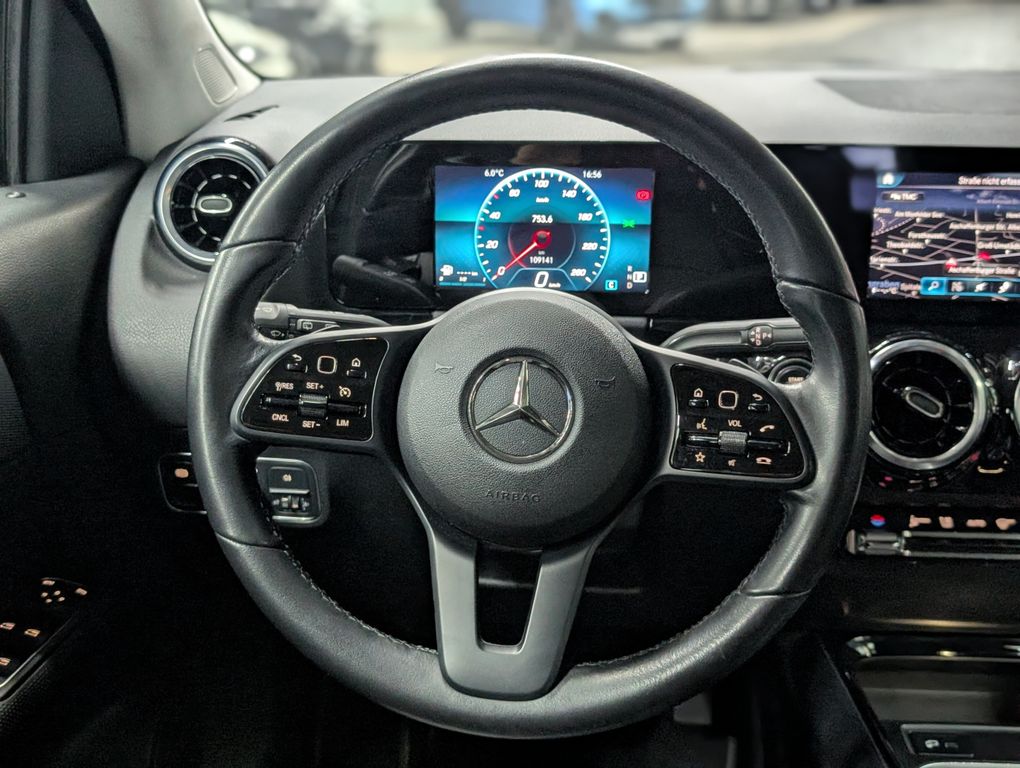 Mercedes-Benz GLA 220 2022