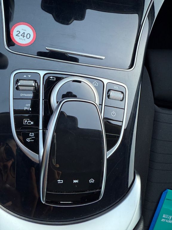 Mercedes-Benz C 300 2020