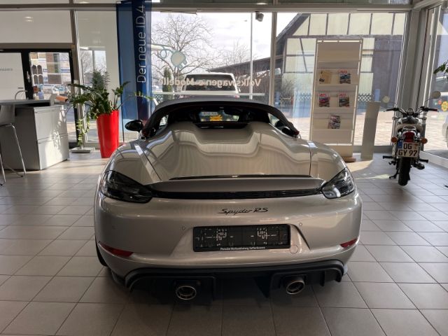 Porsche Boxster 2025