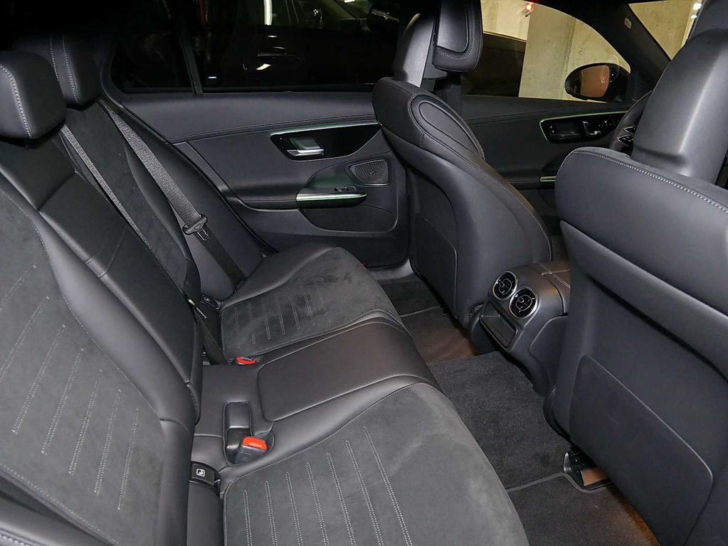 Mercedes-Benz C 200 2026