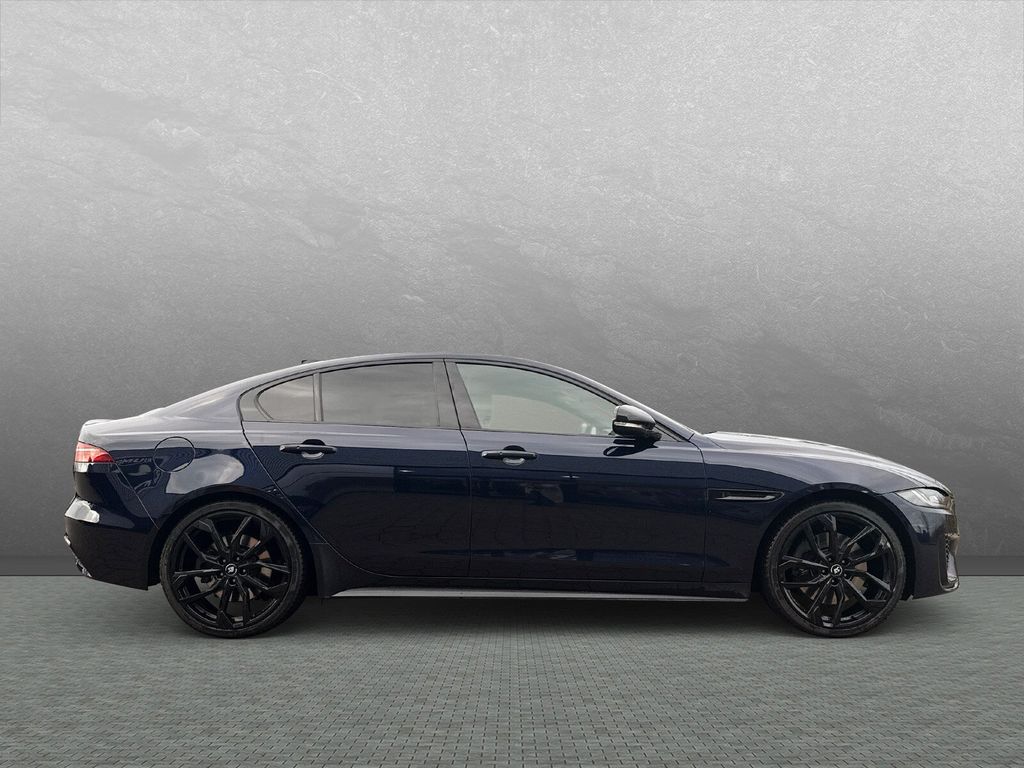 Jaguar XE 2023