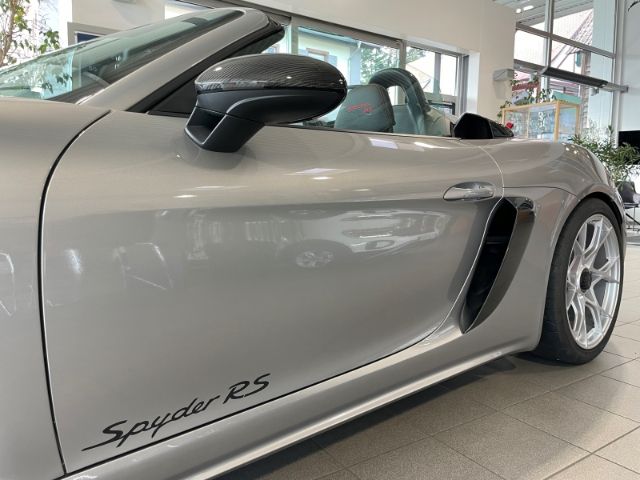 Porsche Boxster 2025