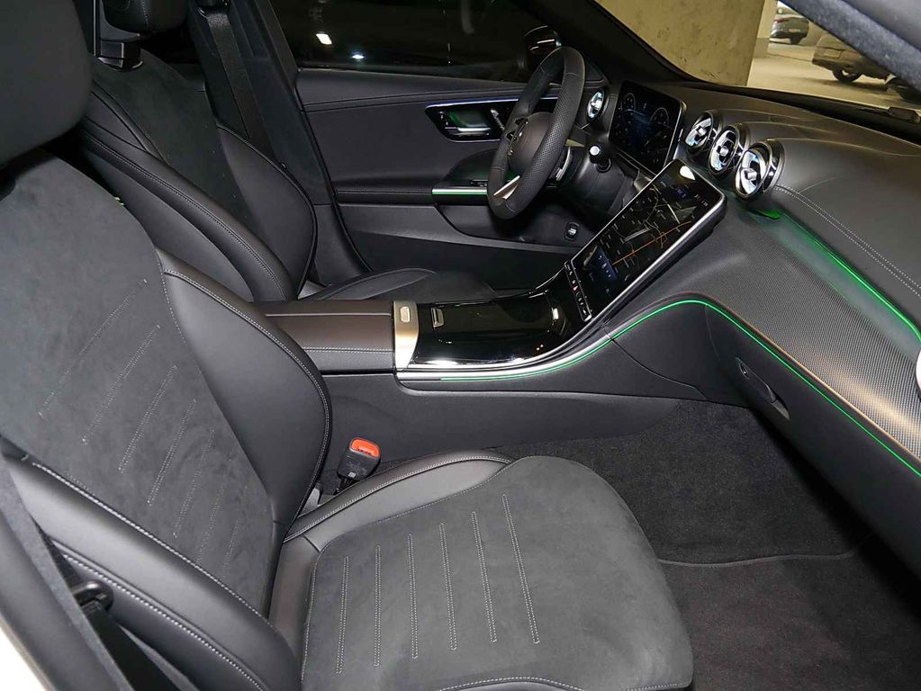 Mercedes-Benz C 200 2026