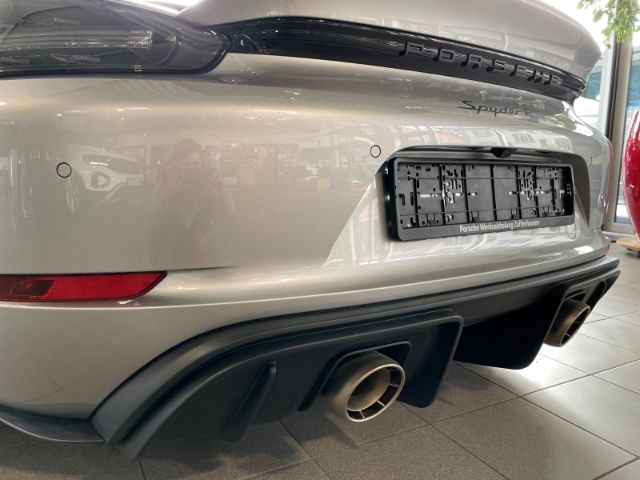 Porsche Boxster 2025