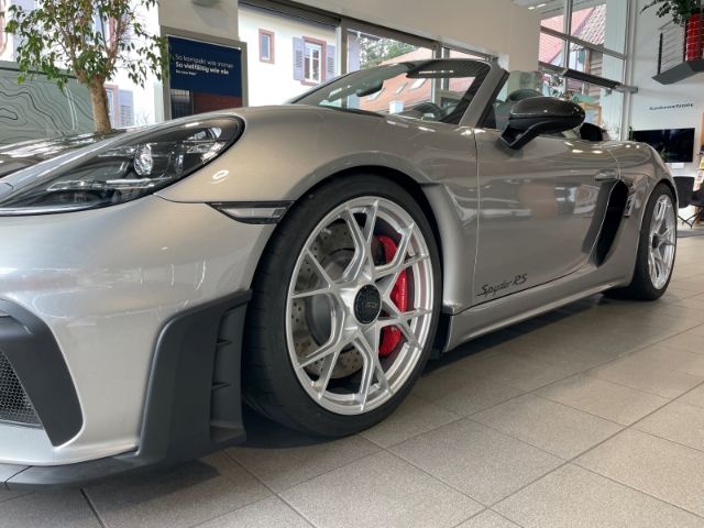 Porsche Boxster 2025