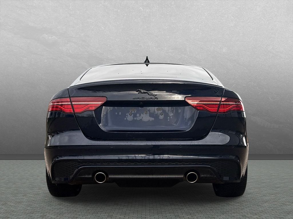 Jaguar XE 2023