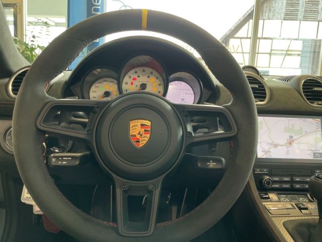 Porsche Boxster 2025