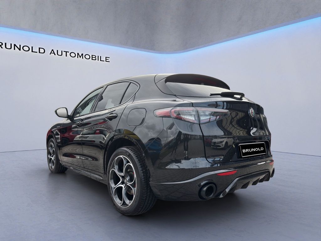 Alfa Romeo Stelvio 2023