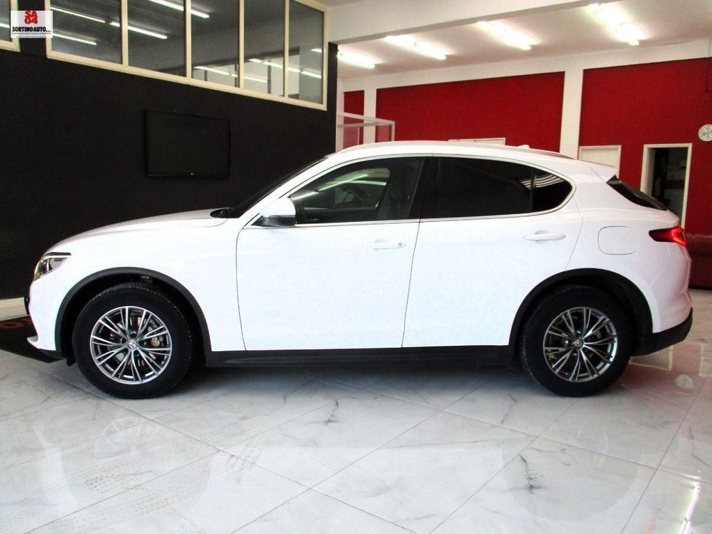 Alfa Romeo Stelvio 2018