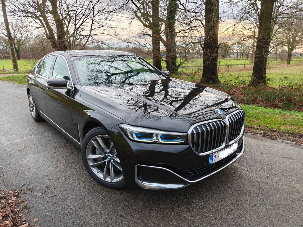BMW 745 2019