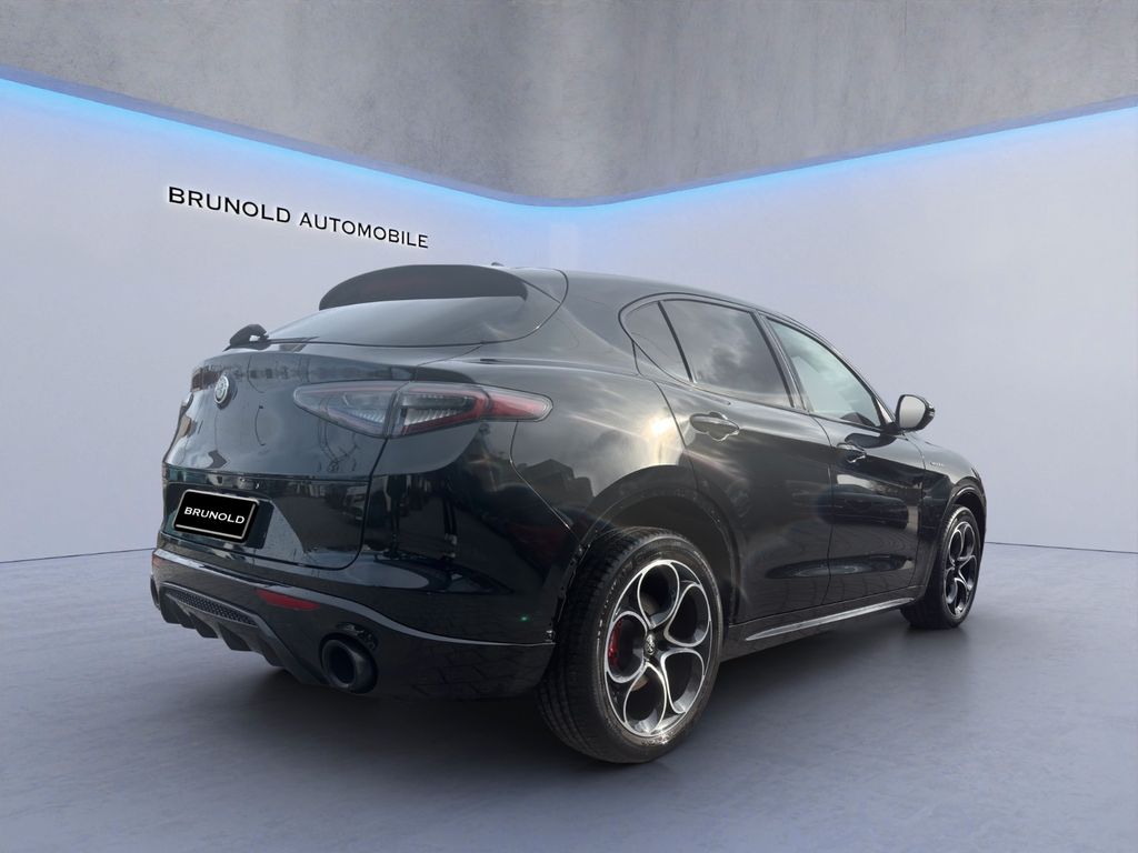 Alfa Romeo Stelvio 2023