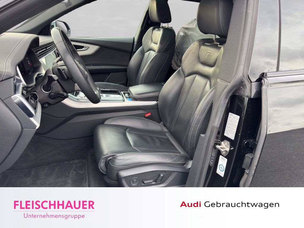 Audi SQ8 2023
