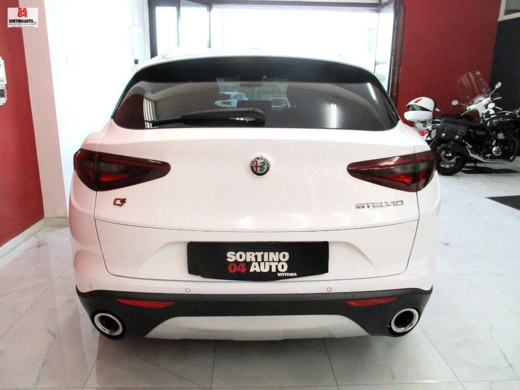 Alfa Romeo Stelvio 2018