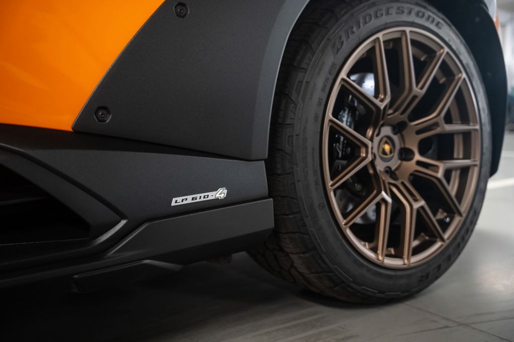 Lamborghini Huracán 2024