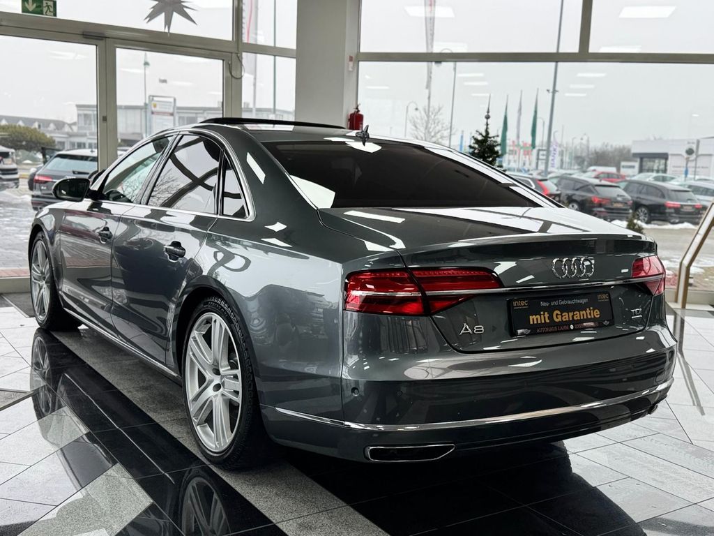 Audi A8 2016