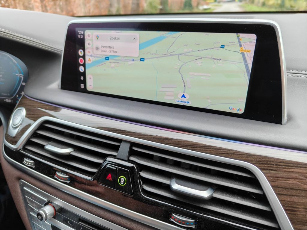 BMW 745 2019