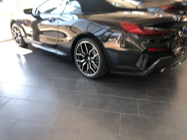 BMW M850 2022
