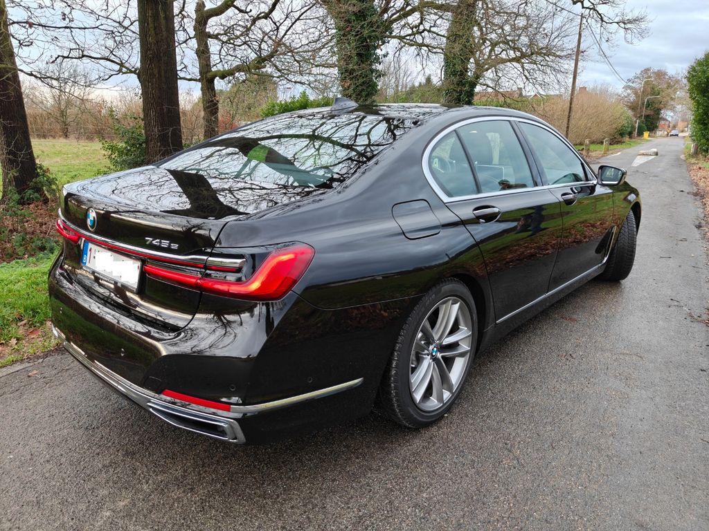 BMW 745 2019