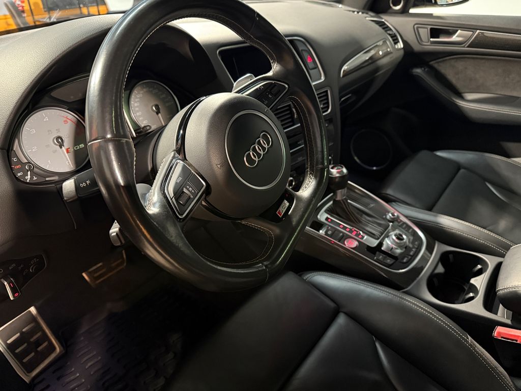 Audi SQ5 2016