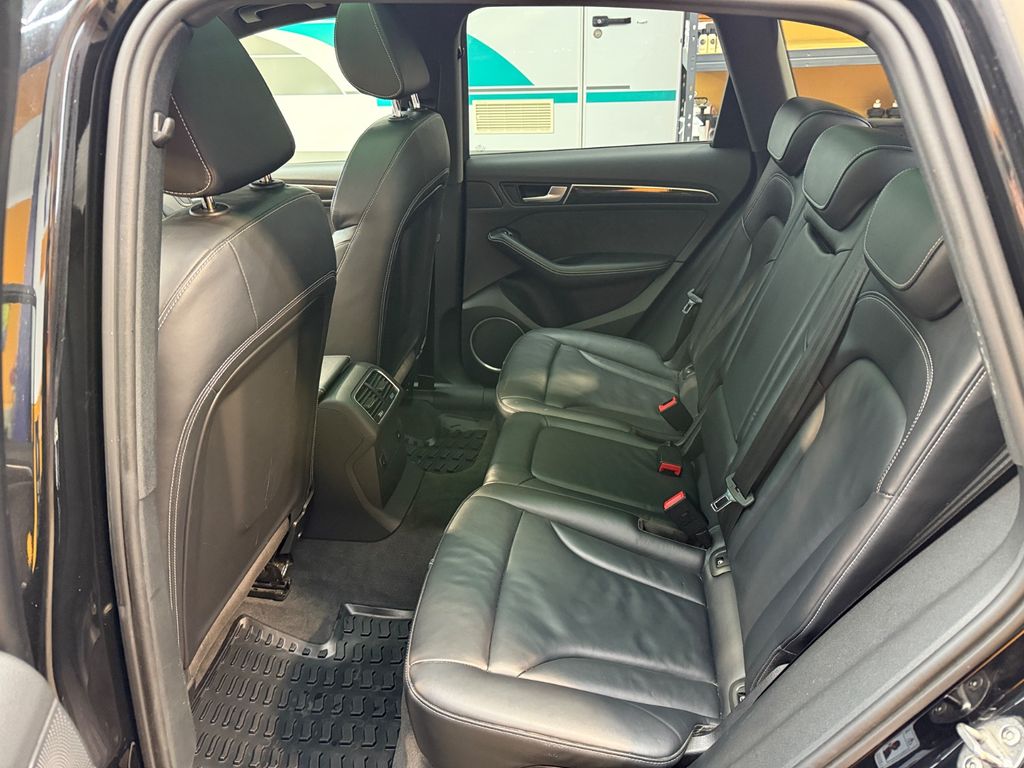 Audi SQ5 2016