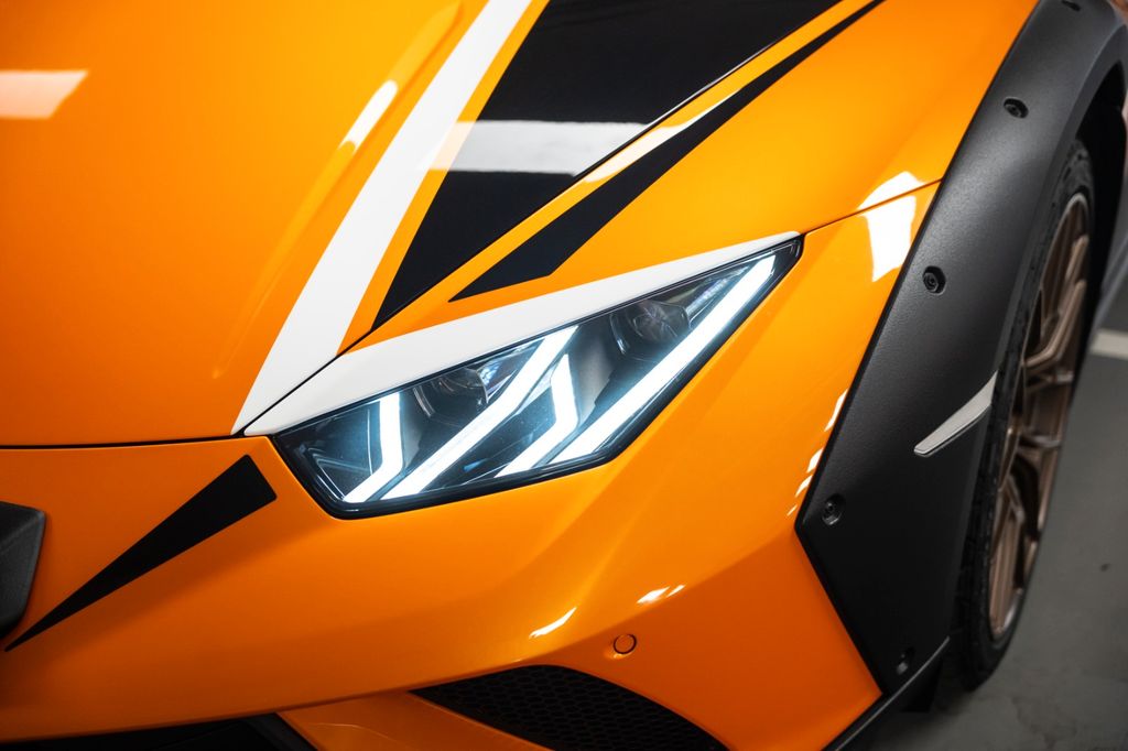 Lamborghini Huracán 2024