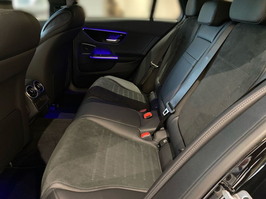 Mercedes-Benz C 300 2026