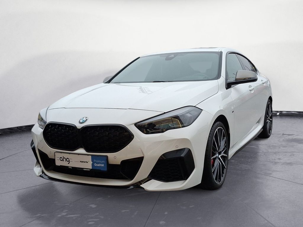 BMW M235 2025