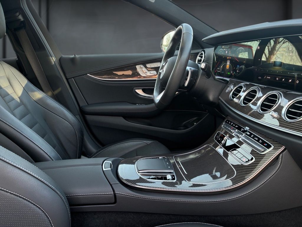 Mercedes-Benz E 300 2024