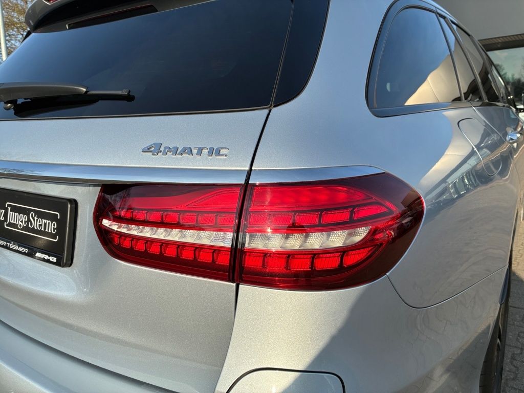 Mercedes-Benz E 300 2024