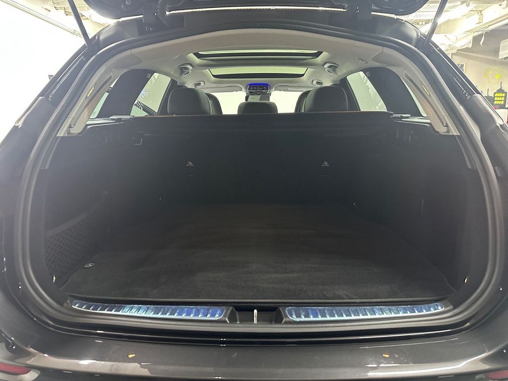 Mercedes-Benz C 220 2024