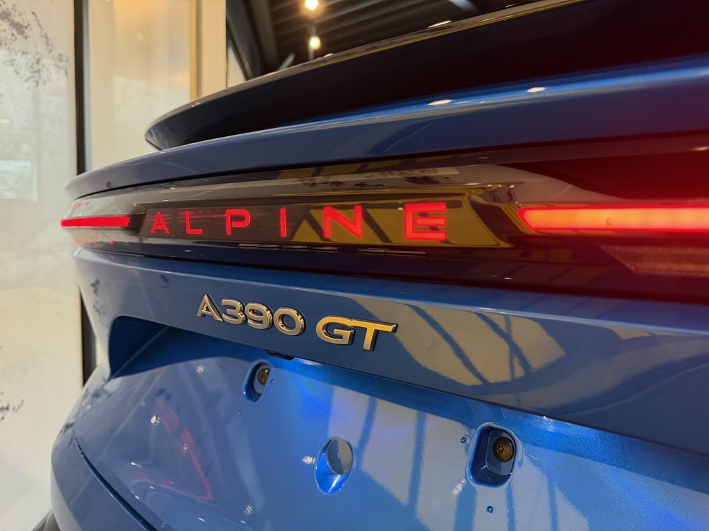Alpine A390 2026