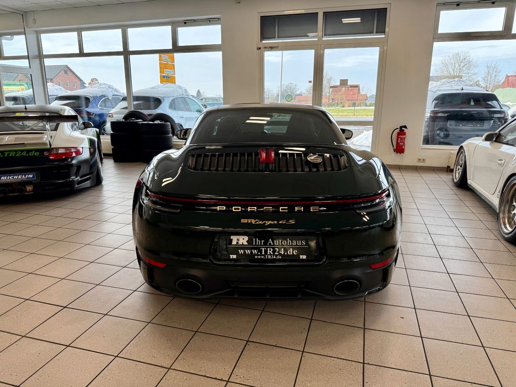 Porsche 992 2021
