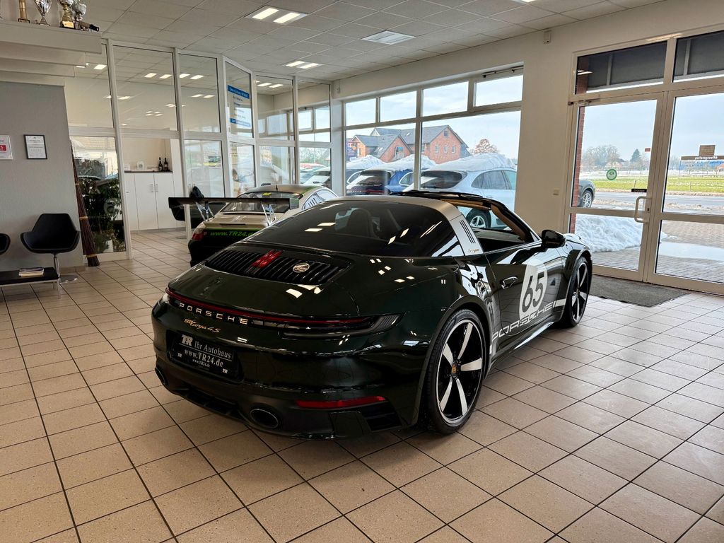 Porsche 992 2021