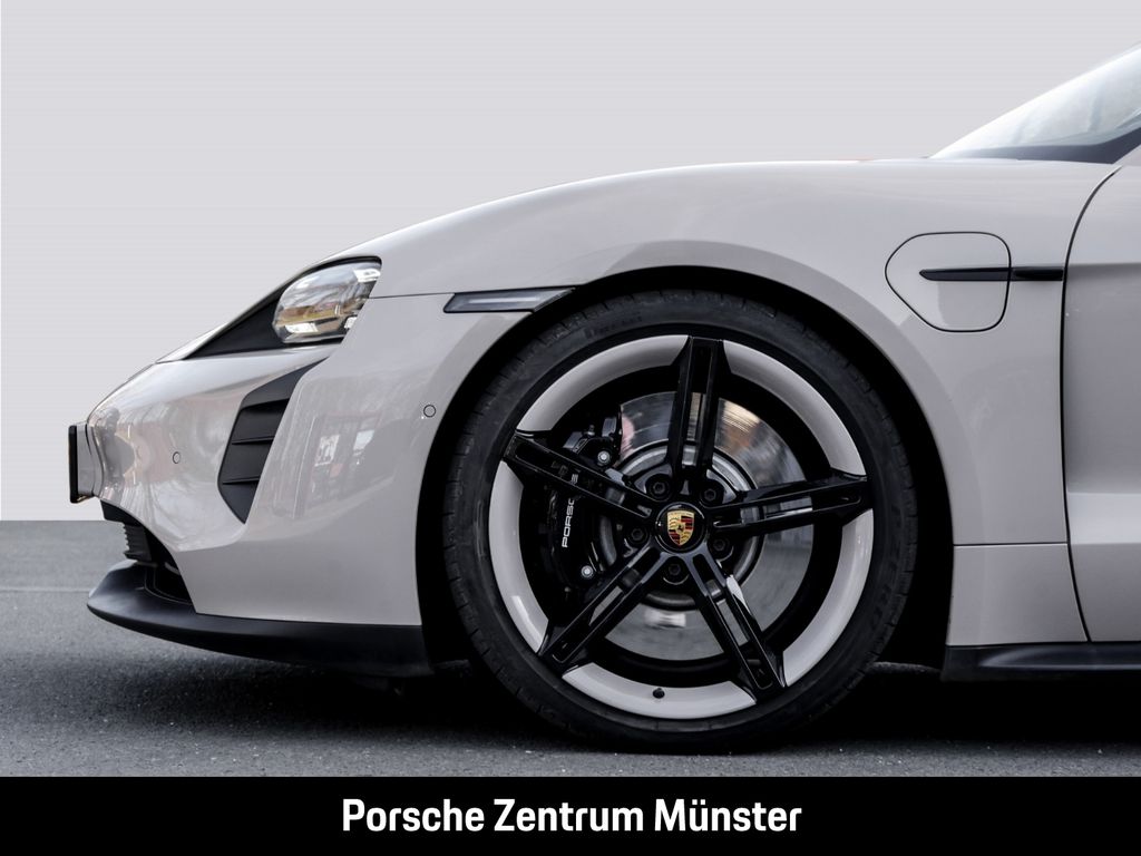 Porsche Taycan 2023