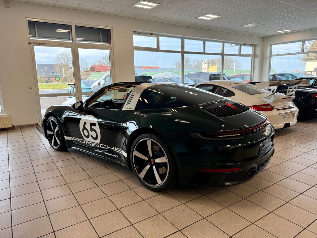 Porsche 992 2021