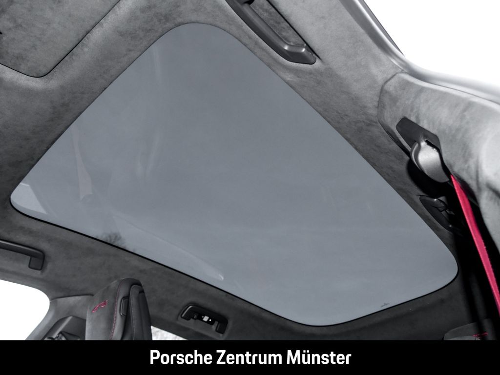 Porsche Taycan 2023