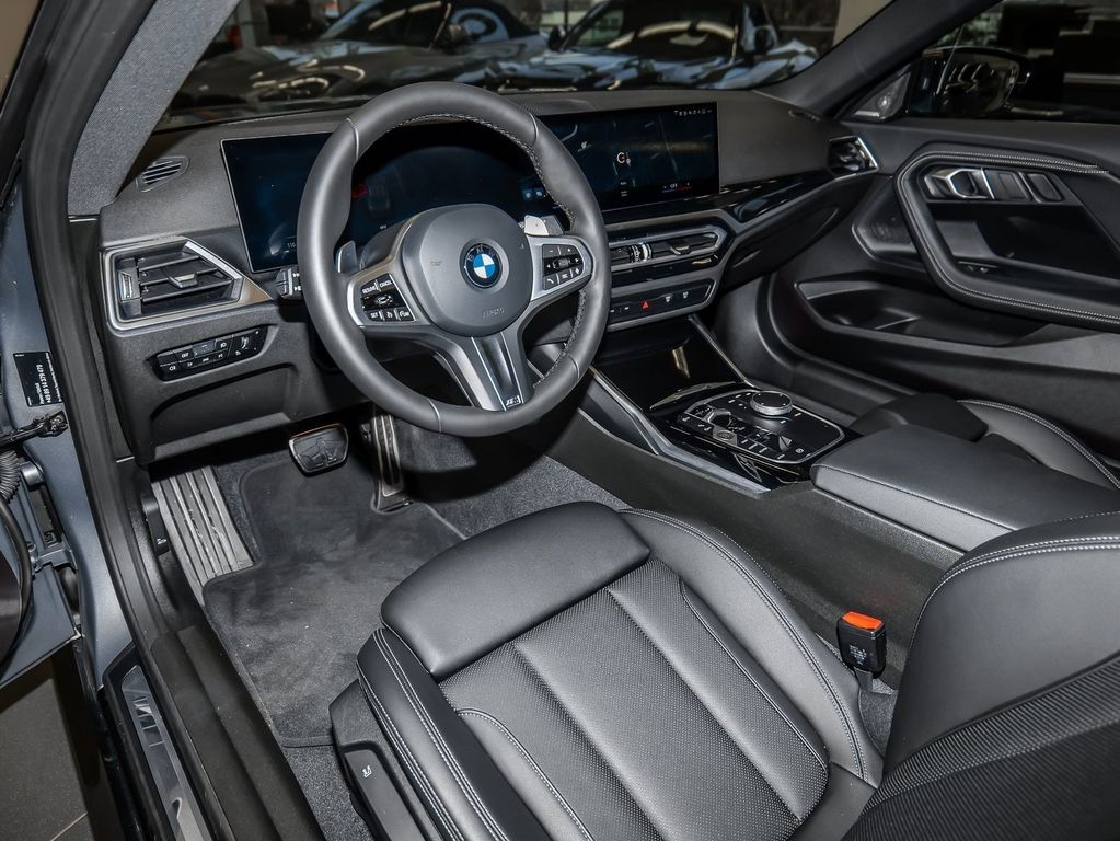 BMW 220 2024