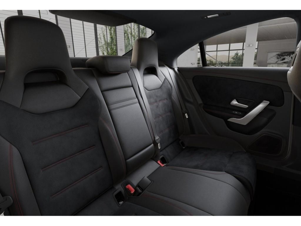 Mercedes-Benz CLA 200 2024