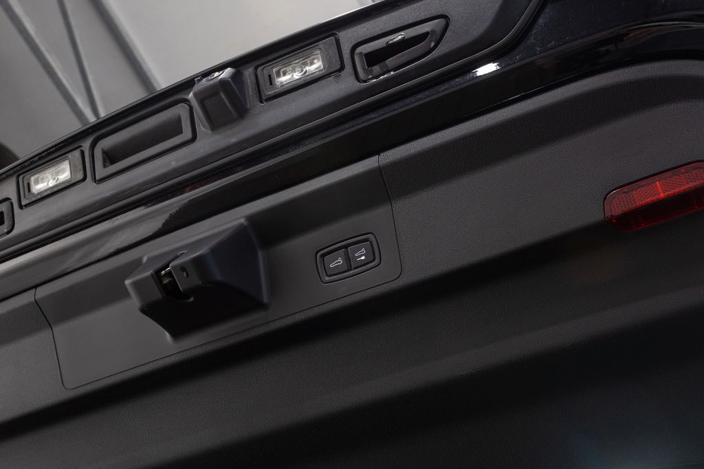 Porsche Panamera 2024