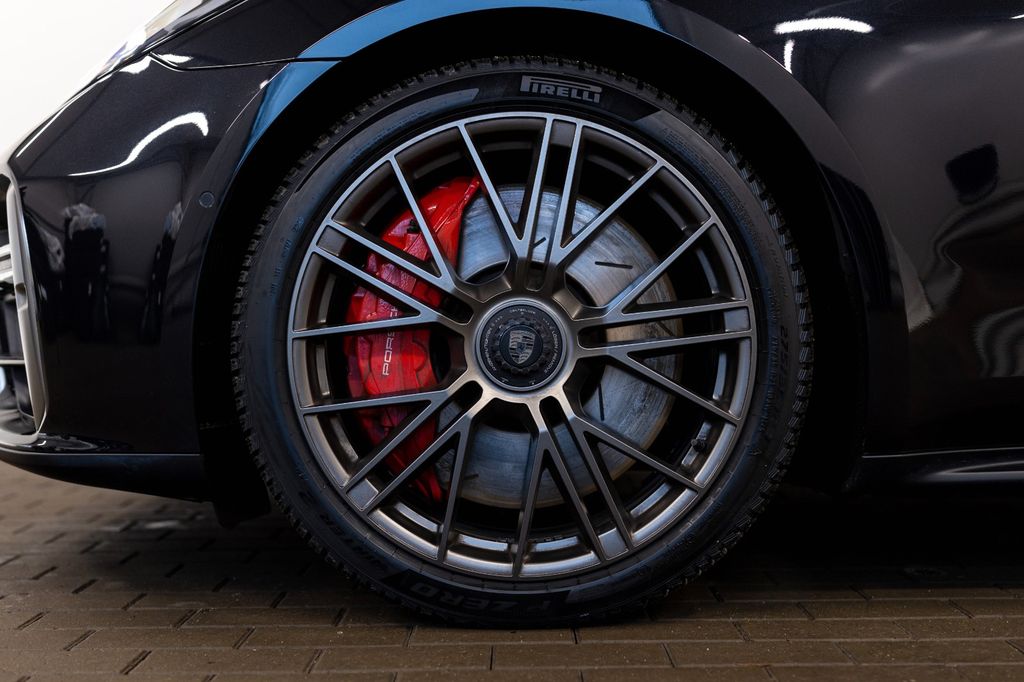 Porsche Panamera 2024