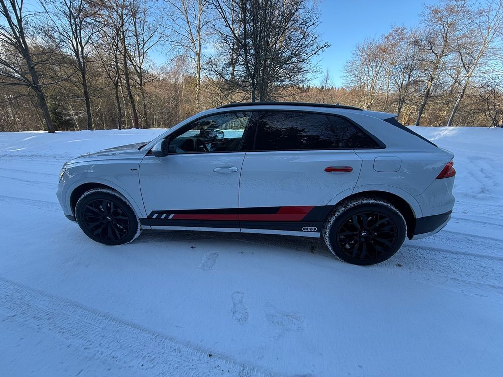 Audi Q8 2021