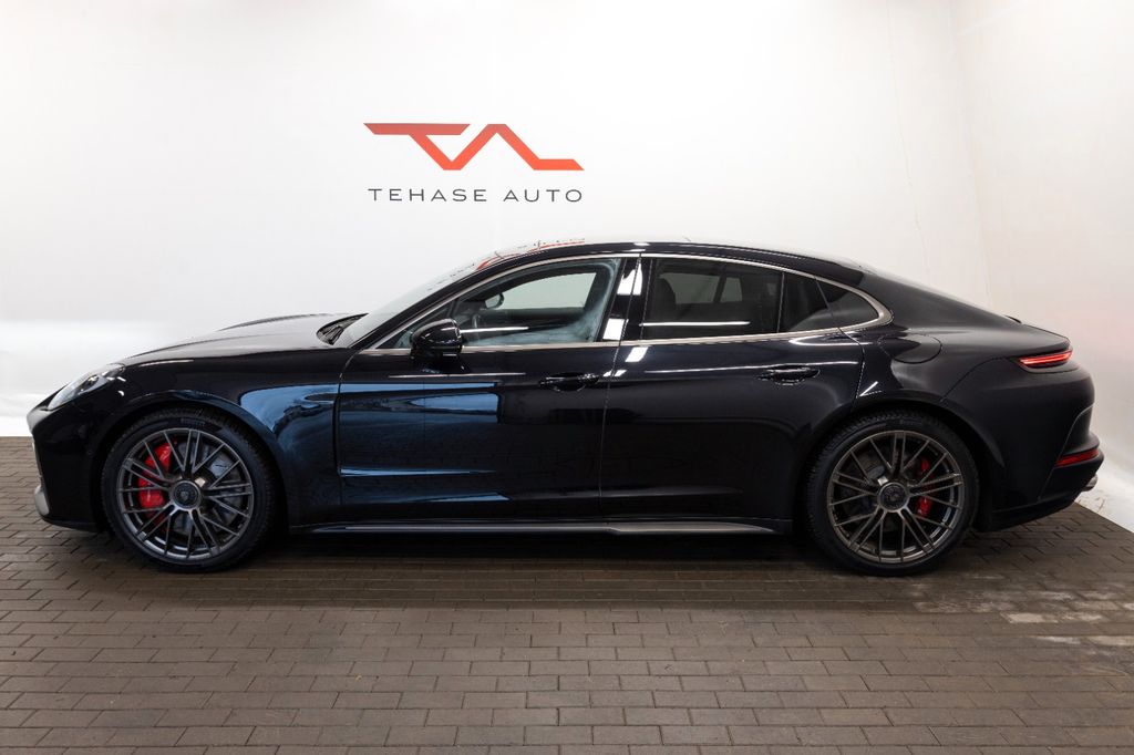 Porsche Panamera 2024
