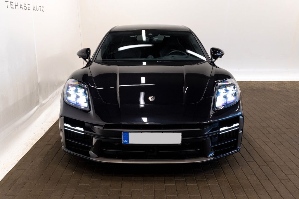 Porsche Panamera 2024