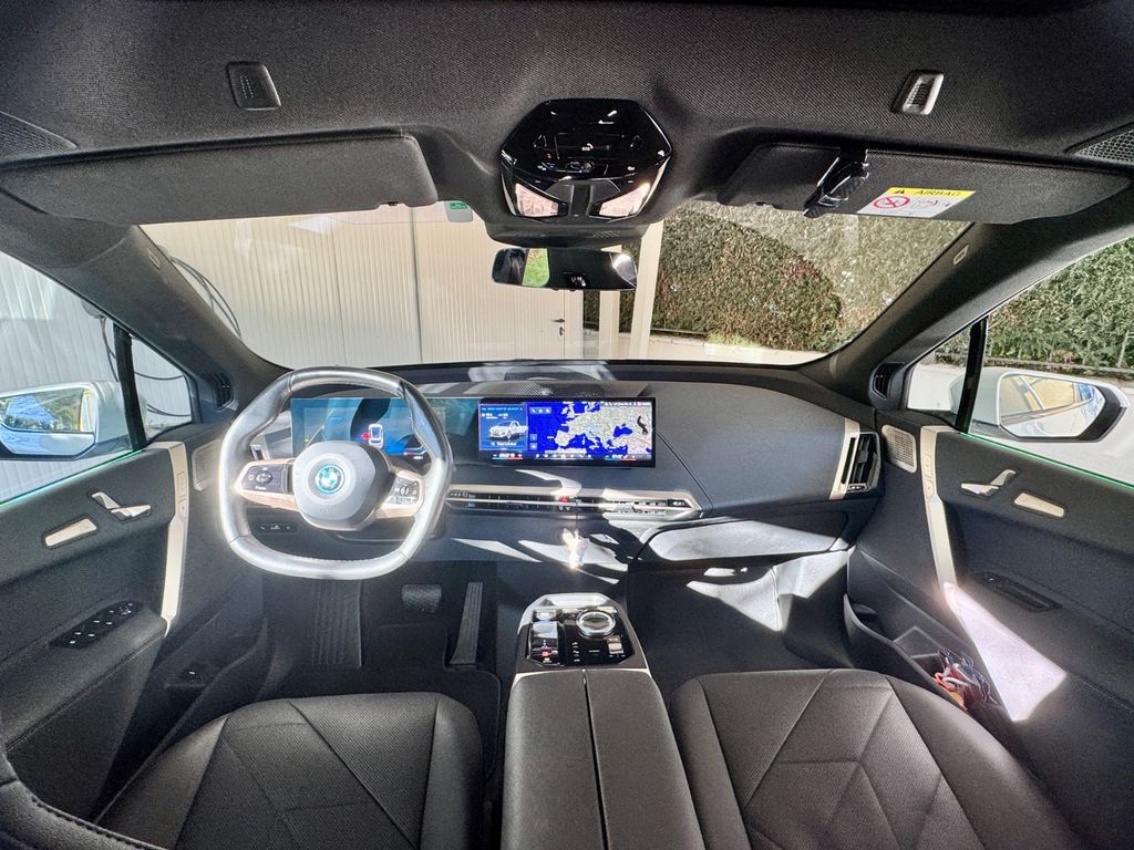 BMW iX 2023
