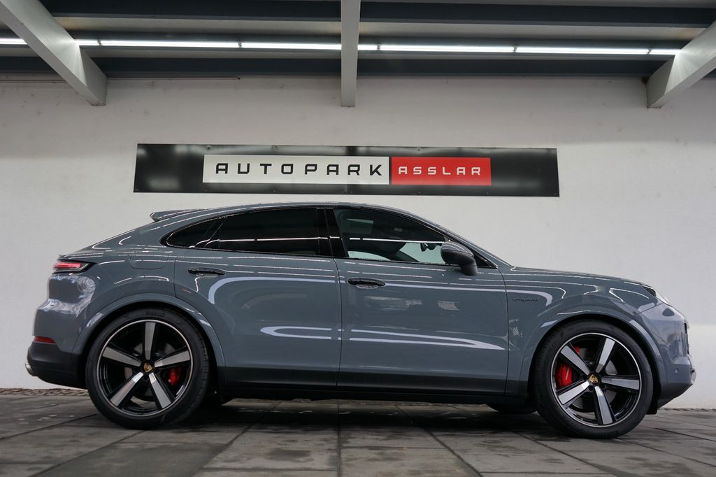 Porsche Cayenne 2024