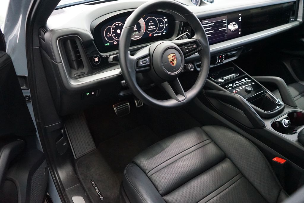 Porsche Cayenne 2024