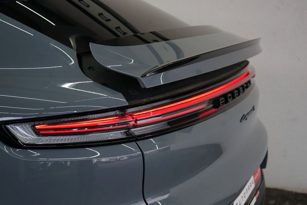 Porsche Cayenne 2024