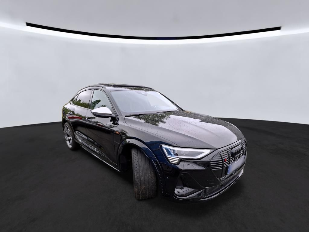 Audi e-tron 2023